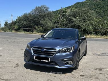 Subaru Legacy  2018 