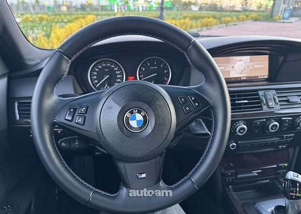 BMW 525