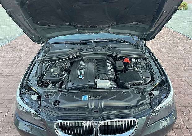 BMW 525