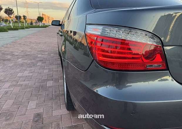 BMW 525
