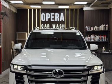 Toyota Land Cruiser 300  2023 