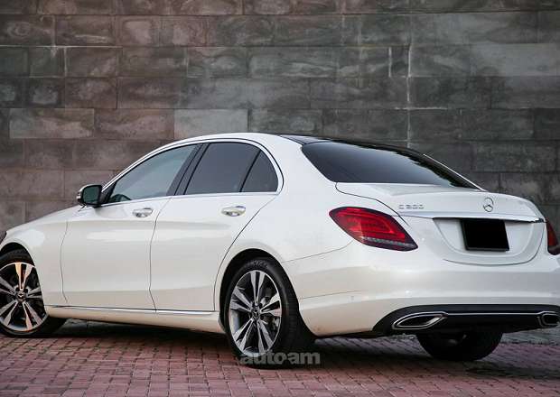 Mercedes-Benz C 300