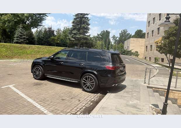 Mercedes-Benz GLS 450