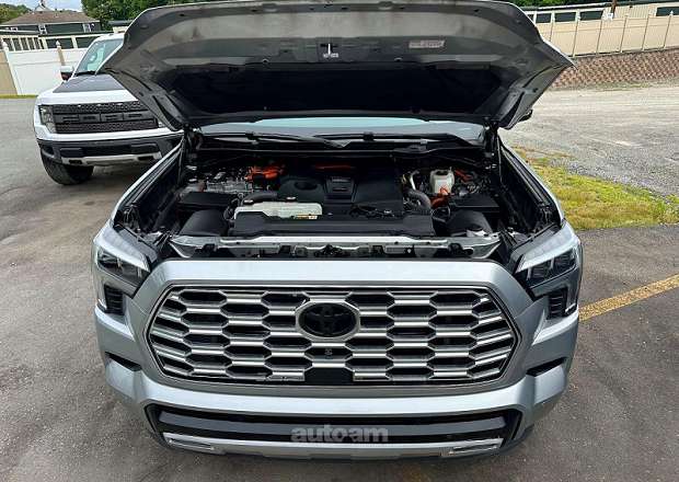 Toyota Sequoia