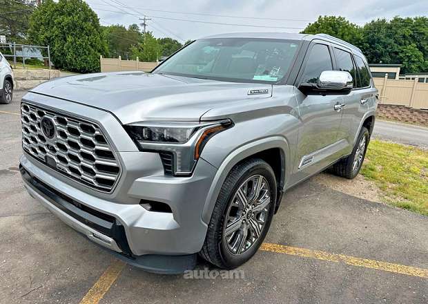 Toyota Sequoia