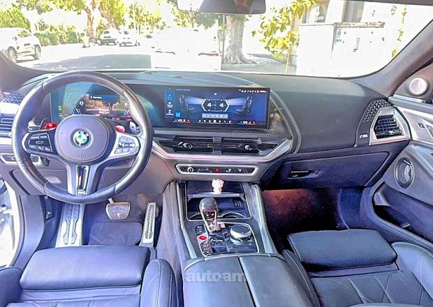BMW XM