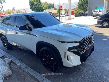 BMW XM  2024 
