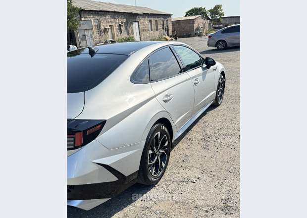 Hyundai Sonata 2025 — photo 2