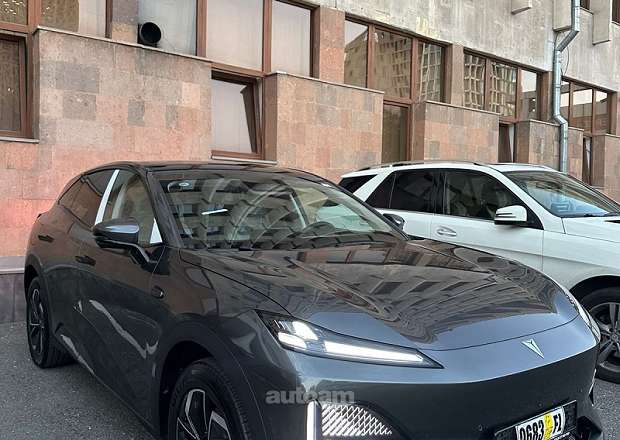 Changan Deepal S07