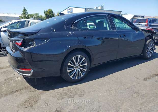 Lexus ES 250