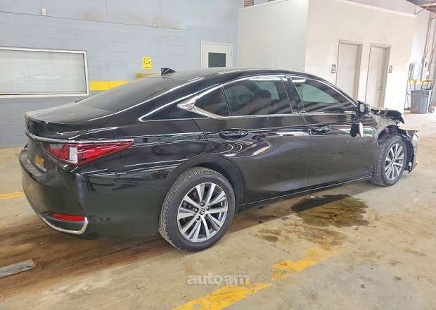 Lexus ES 250