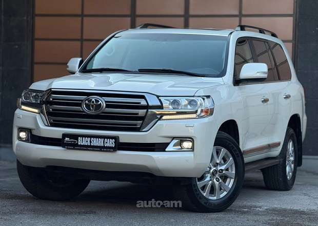 Toyota Land Cruiser 200