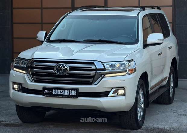 Toyota Land Cruiser 200