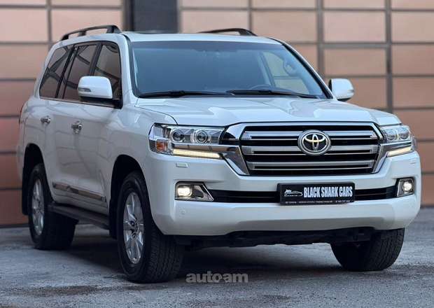 Toyota Land Cruiser 200