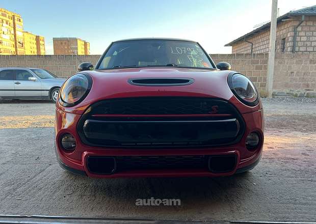 Mini Cooper 2019 — լուսանկար 13