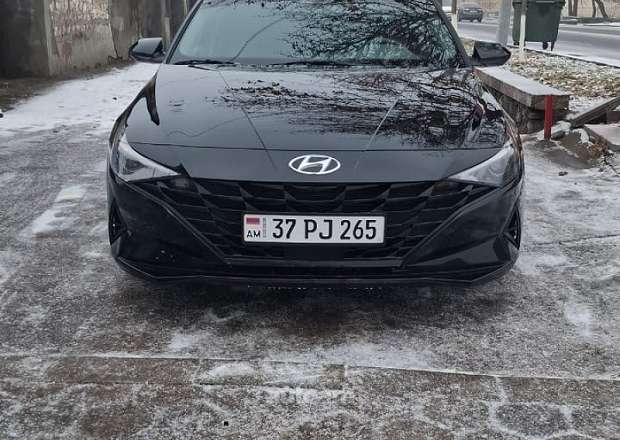 Hyundai Elantra 2023 — լուսանկար 1