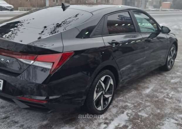 Hyundai Elantra 2023 — լուսանկար 6