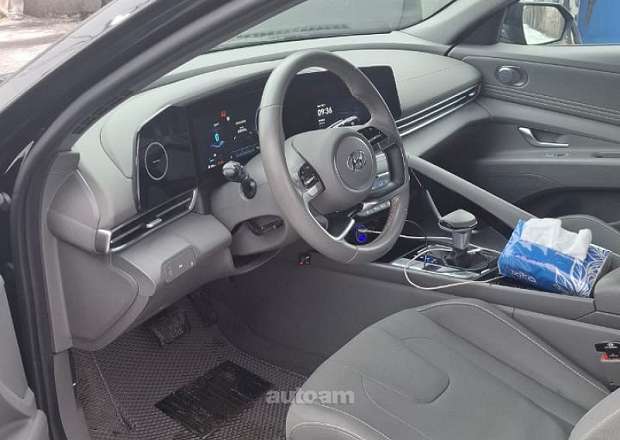 Hyundai Elantra 2023 — լուսանկար 7