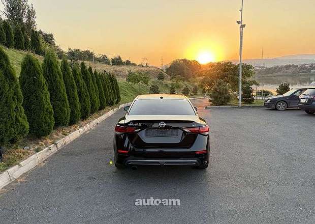 Nissan Sentra