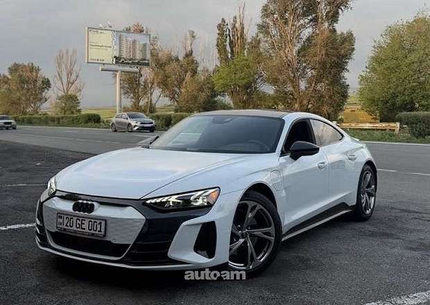 Audi e-tron GT 2024 — լուսանկար 1