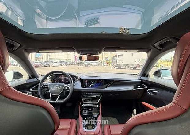 Audi e-tron GT 2024 — լուսանկար 11