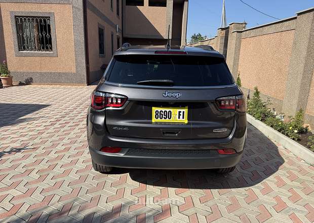 Jeep Compass 2022 — լուսանկար 10