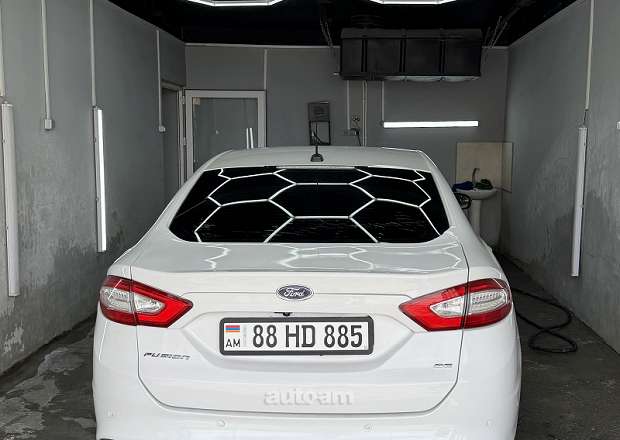 Ford Fusion