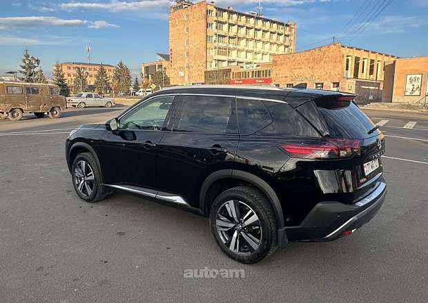 Nissan Rogue