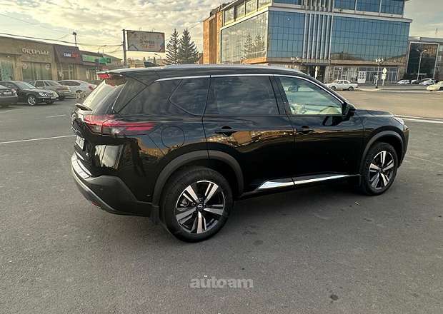 Nissan Rogue