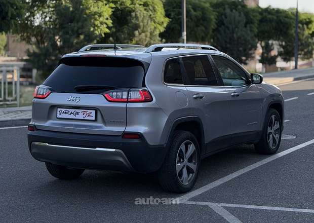 Jeep Cherokee 2019 — photo 5