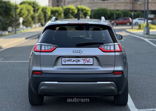 Jeep Cherokee 2019 — photo 6