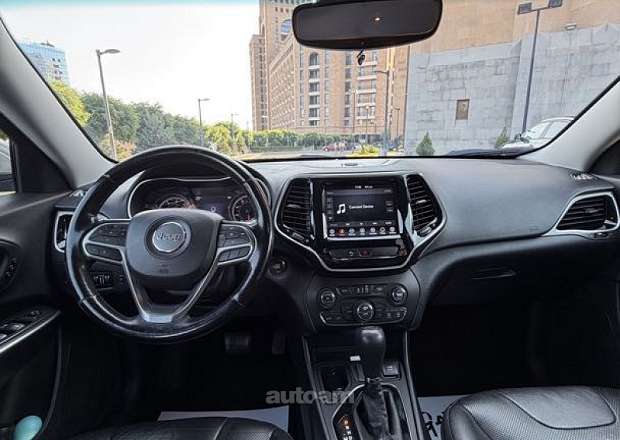 Jeep Cherokee 2019 — photo 10