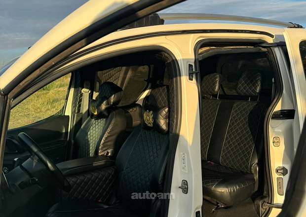 Citroen Berlingo 2012 — photo 7