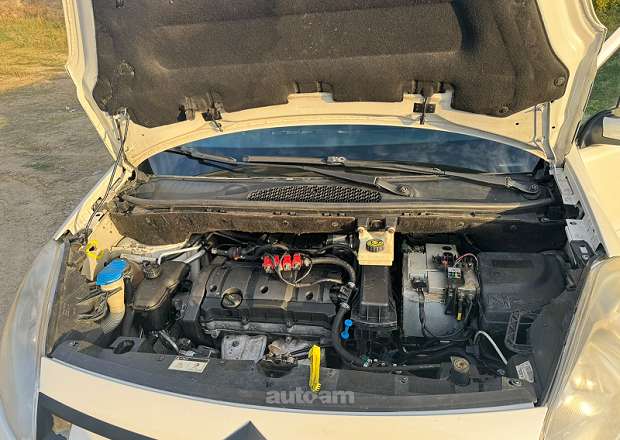 Citroen Berlingo 2012 — photo 8