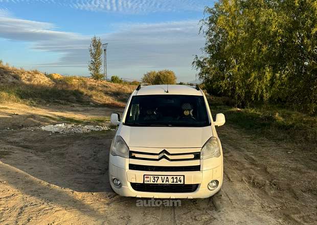 Citroen Berlingo 2012 — photo 4