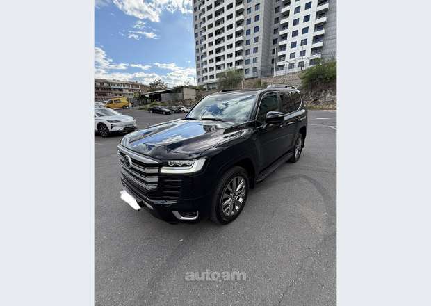 Toyota Land Cruiser 300