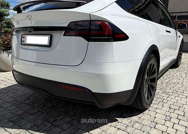 Tesla Model X 2022 — լուսանկար 4