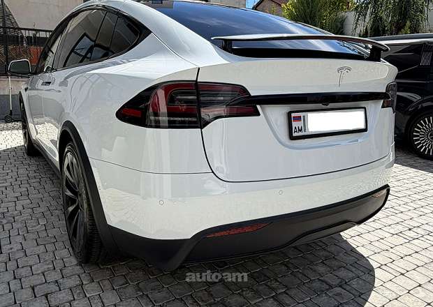 Tesla Model X 2022 — լուսանկար 3