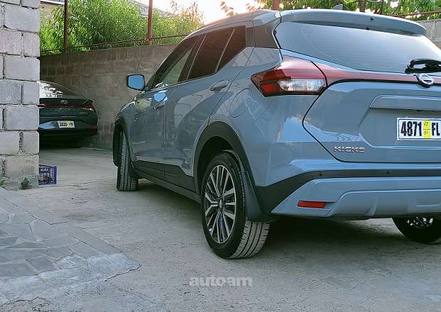 Nissan Kicks