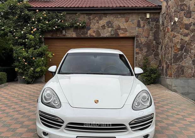 Porsche Cayenne 2014 — photo 2
