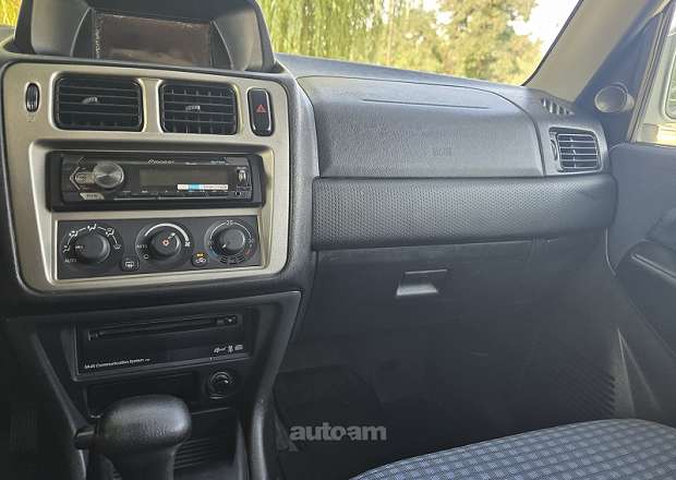 Mitsubishi Pajero Pinin (IO) 1999 — լուսանկար 9