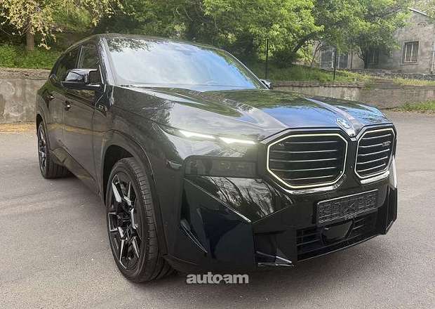 BMW XM