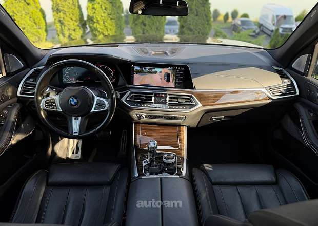 BMW X5 2019 — լուսանկար 13