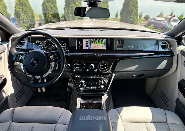 Rolls Royce Phantom 2022 — լուսանկար 13