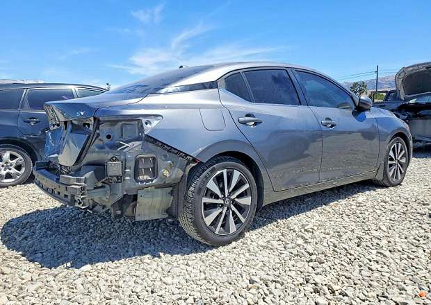 Nissan Sentra