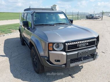 Toyota Land Cruiser Prado  2024 
