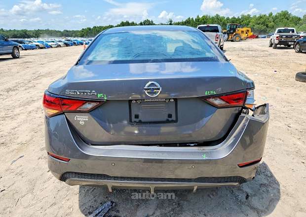 Nissan Sentra