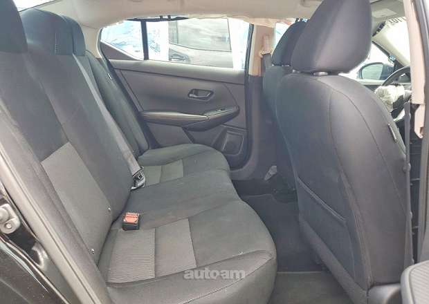 Nissan Sentra