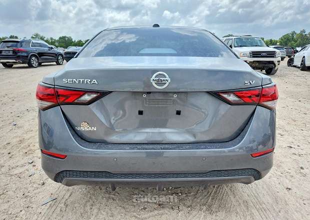 Nissan Sentra