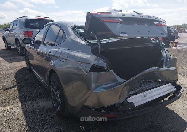 Toyota Camry 2025 — լուսանկար 4
